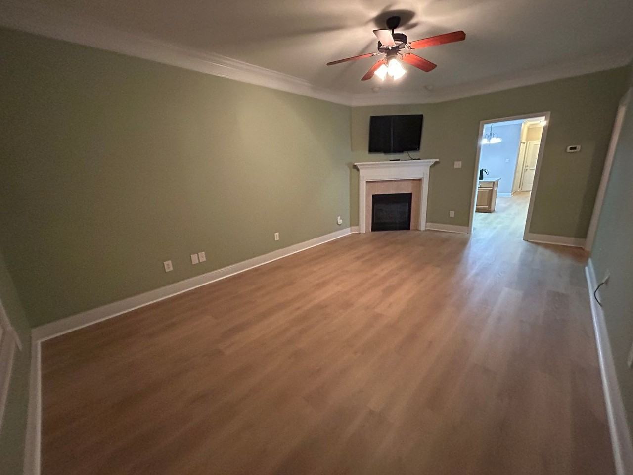 1303 Autumn Lane Southwest - Photo 6 of 25