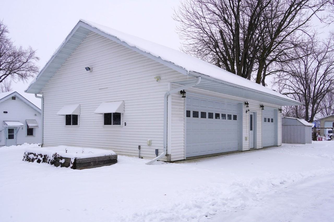 607 East Linton Street - Photo 2 of 36