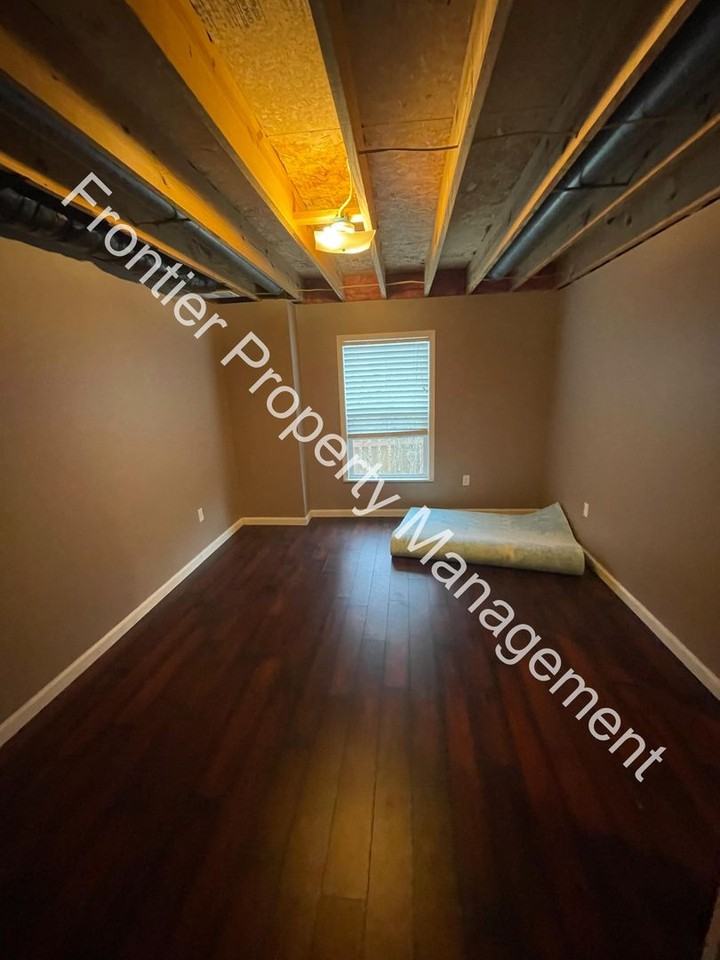 2116 Doe Run Drive - Photo 7 of 29