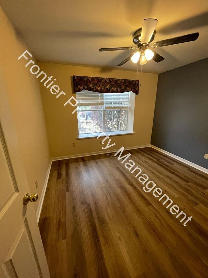 2116 Doe Run Drive - Photo 2 of 29