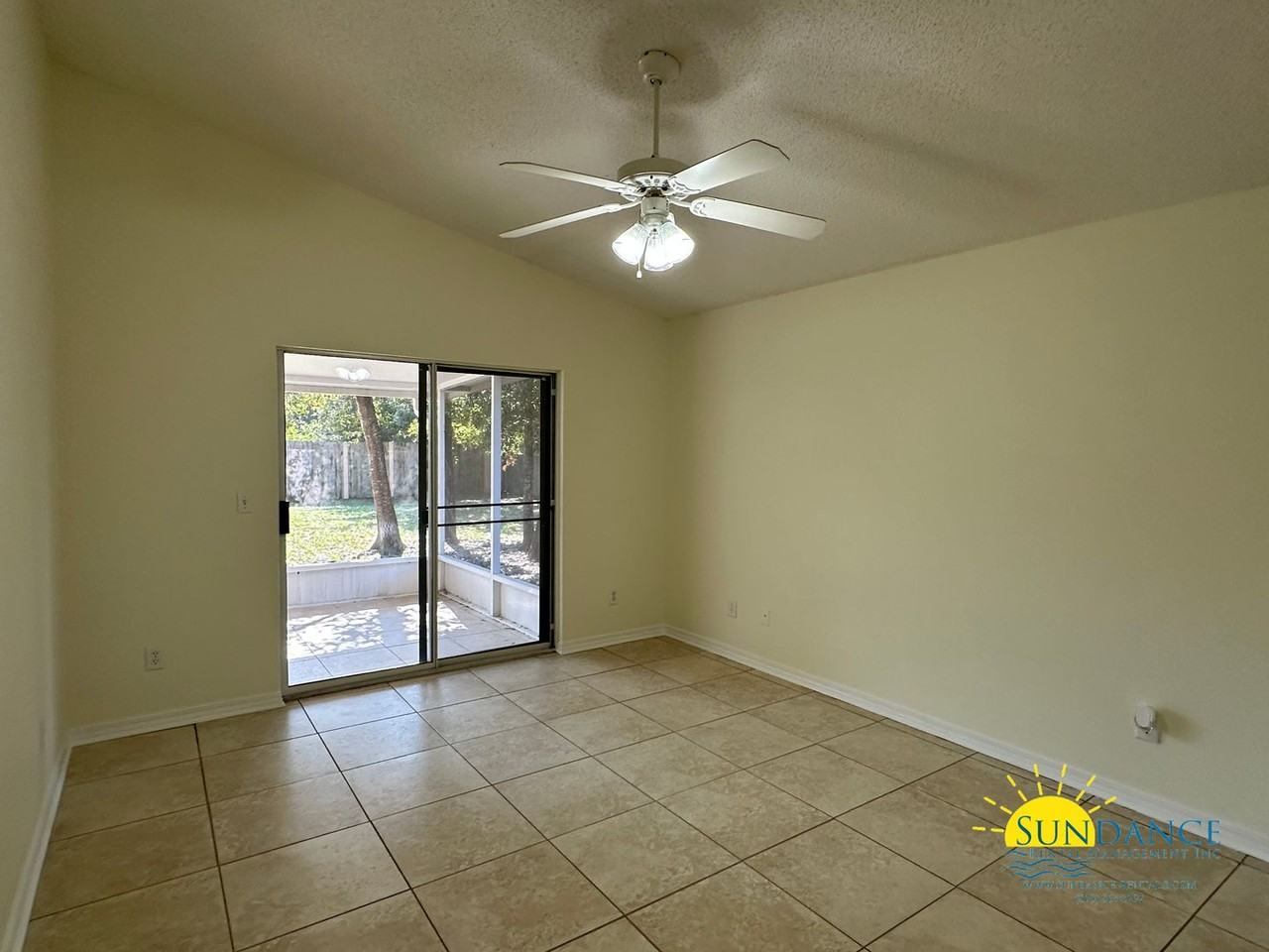 4943 Elea Calle Ln - Photo 7 of 15