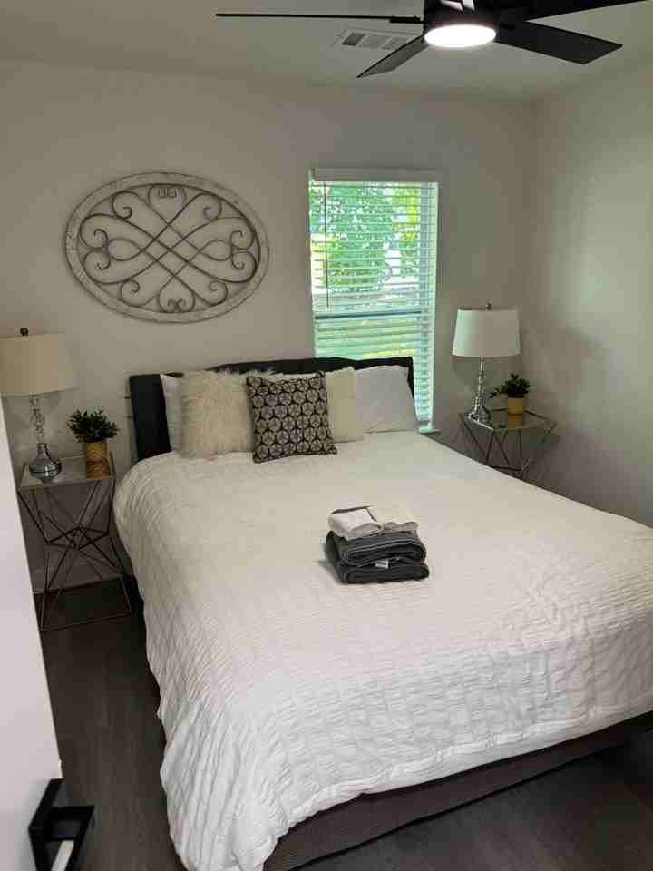 3475 Meadowlane Pl Sw - Photo 7 of 12