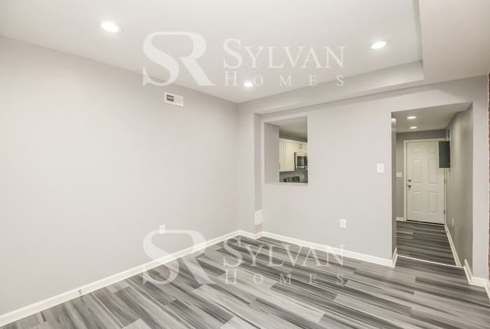 517 E Gittings St - Photo 2 of 15