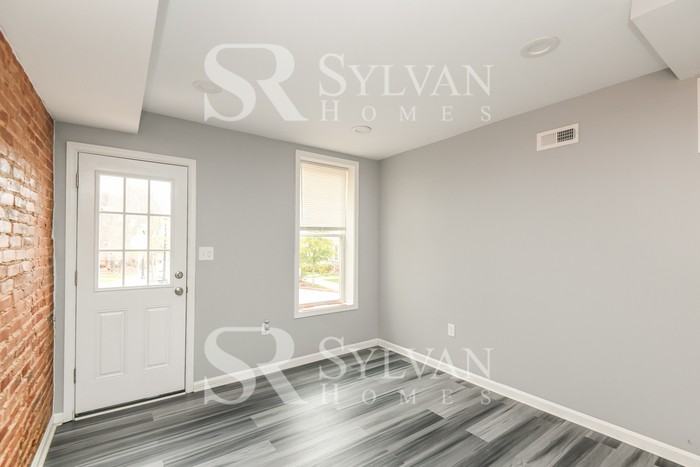 517 E Gittings St - Photo 3 of 15