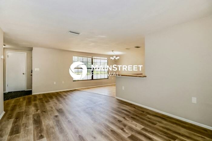 4248 Raccoon Loop - Photo 3 of 16