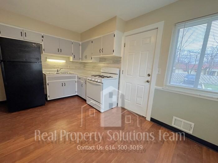 5740 Arborwood Ct #D - Photo 7 of 19