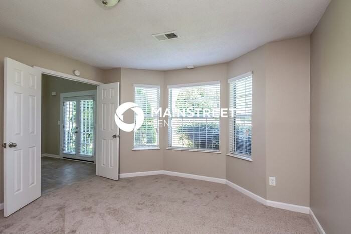 6129 Pomerania Trl - Photo 4 of 18