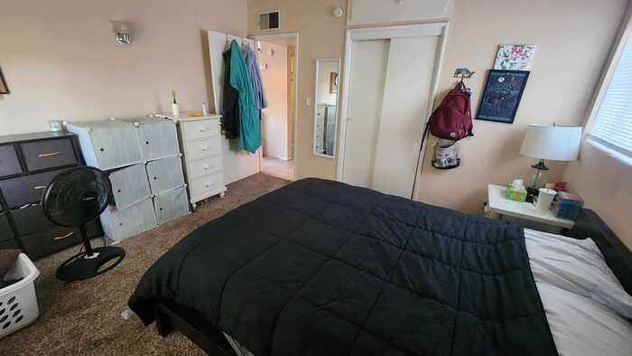 826 E Waverly St #1 - Photo 6 of 8