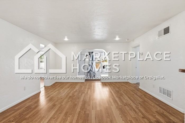 1610 Jay St #A - Photo 7 of 21