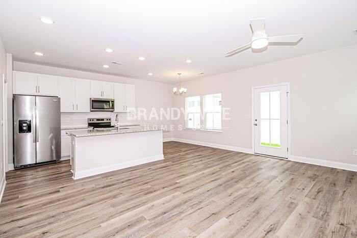 1032 Wildflower Dr - Photo 7 of 49