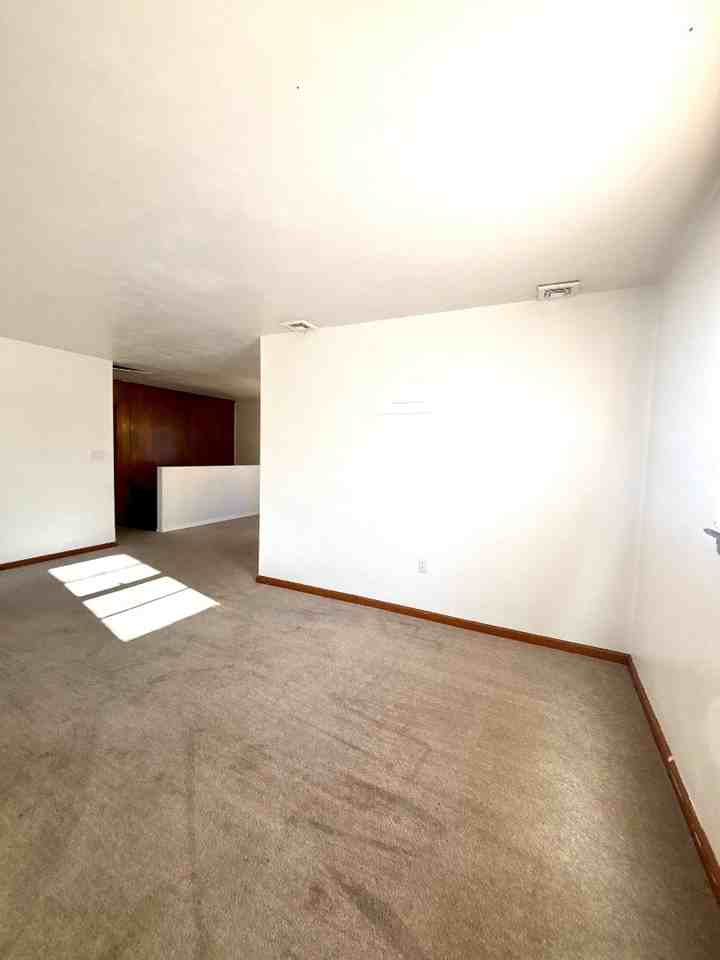 4521 Northridge Street Northeast - Photo 4 of 20