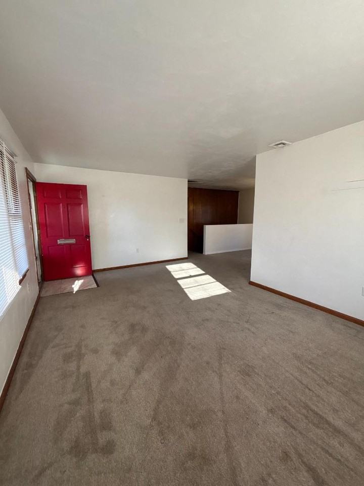 4521 Northridge Street Northeast - Photo 5 of 20