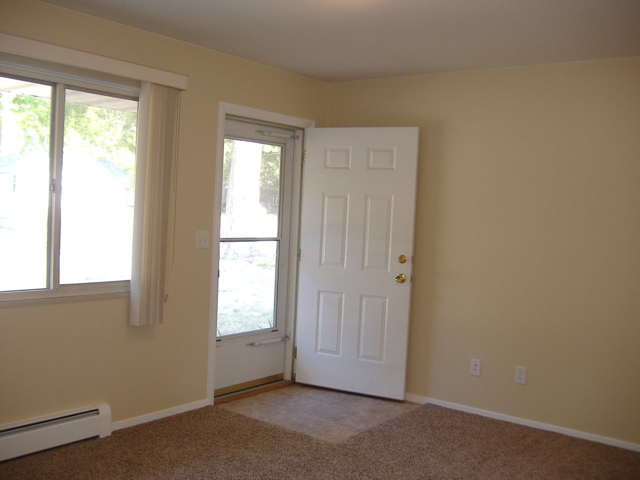 717 6th Ave #NA - Photo 3 of 19