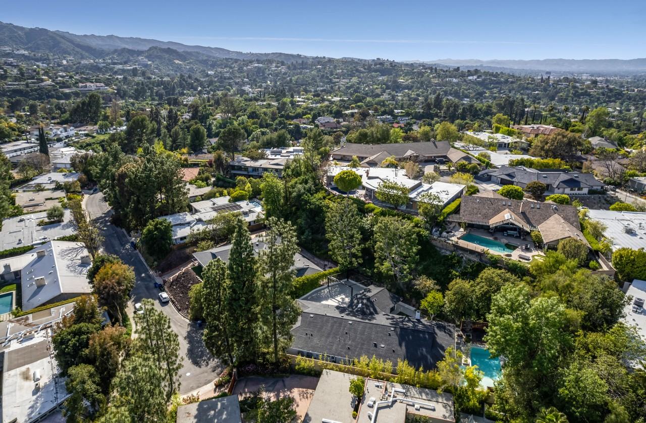 16110 Clear Oak Dr #NA - Photo 6 of 45