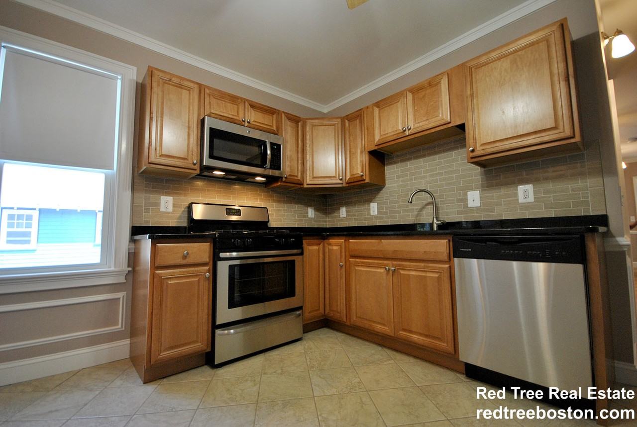 38 Turner St #2 - Photo 2 of 18