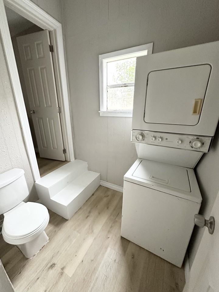 113 Fred St #NA - Photo 6 of 9