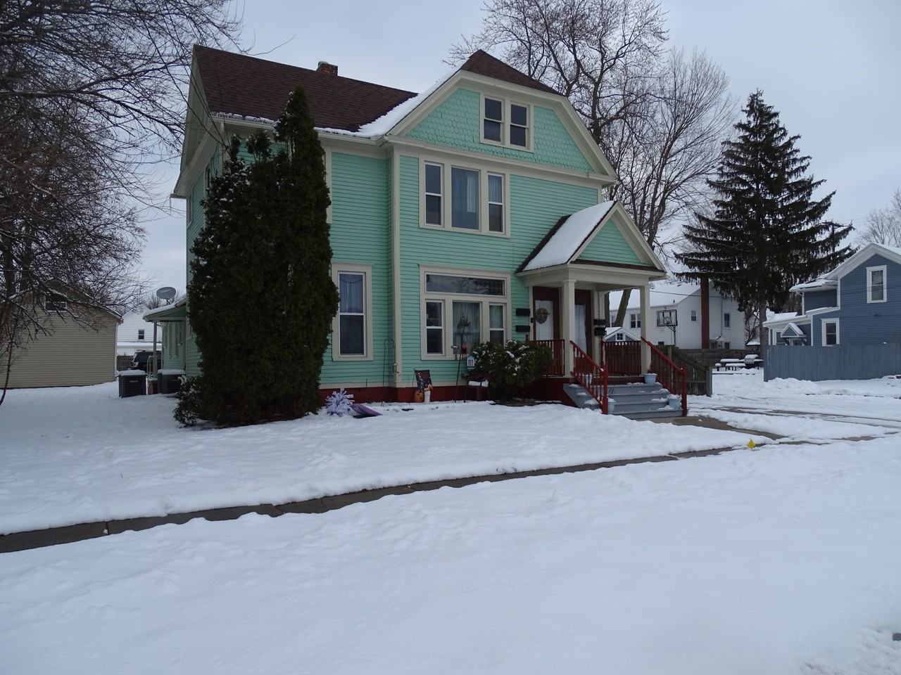 149 Chestnut Street #4