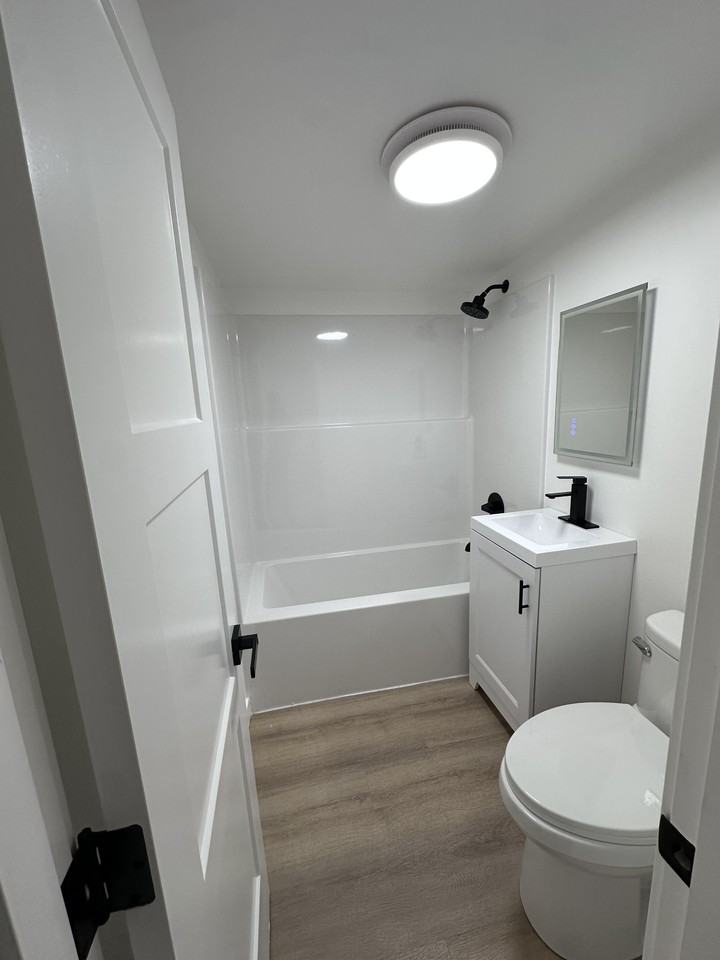 1747 Ne 147th St #1 - Photo 2 of 18