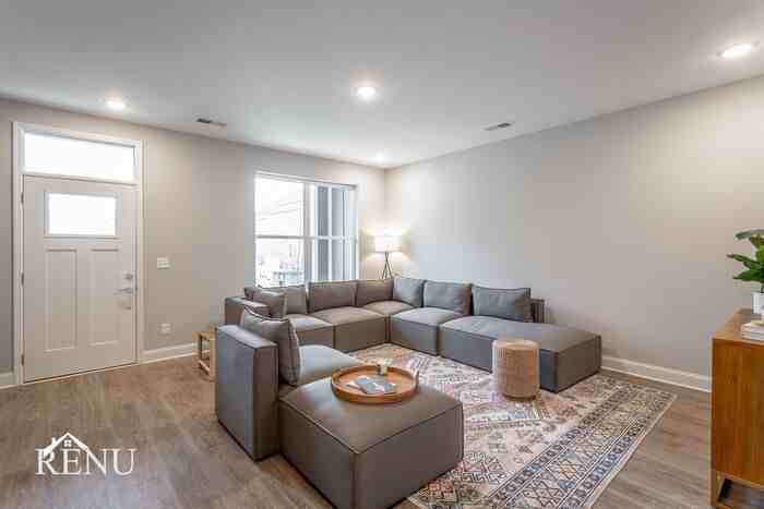 2374 E 18th Street Pl - Photo 5 of 21