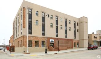 105 1st Ave SE - Photo 1 of 1