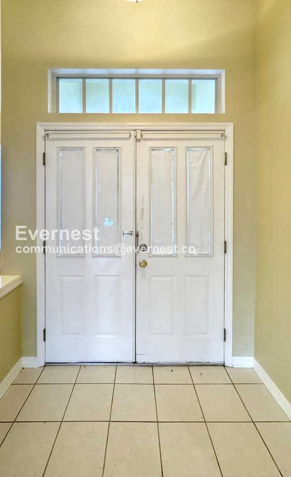 7002 Potomac Circle - Photo 2 of 28