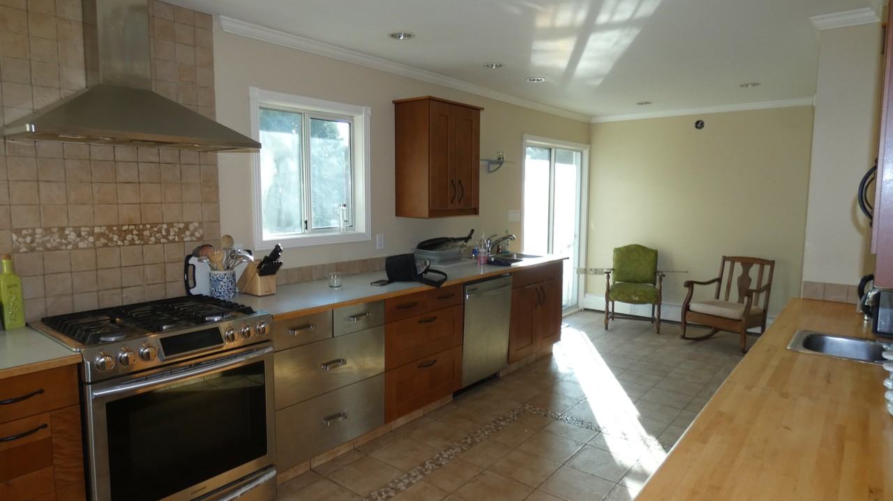 13900 Blackburn Ave #1 - Photo 6 of 20