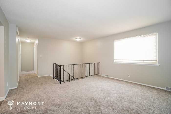 3166 Valley Park Ave - Photo 5 of 13