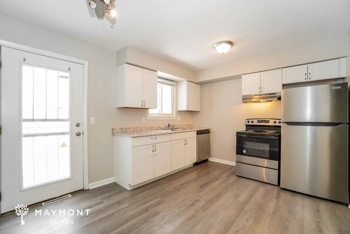 3166 Valley Park Ave - Photo 7 of 13