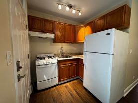 1381 West Greenleaf Avenue #1N - Photo 1 of 1