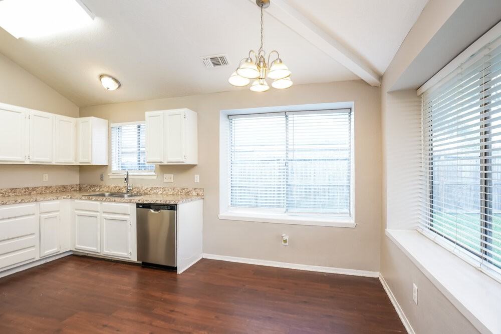 9506 Lost Eagle Dr - Photo 6 of 16