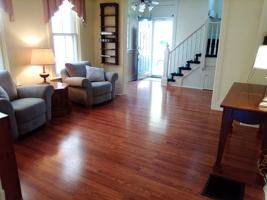 featured image of 163 Vine St #NA