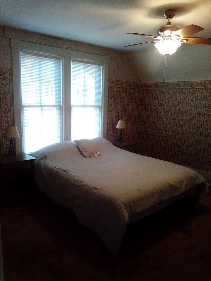 163 Vine St #NA - Photo 5 of 17