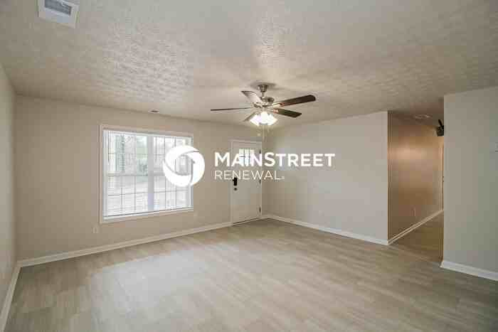 5862 Homestead Cir - Photo 6 of 17