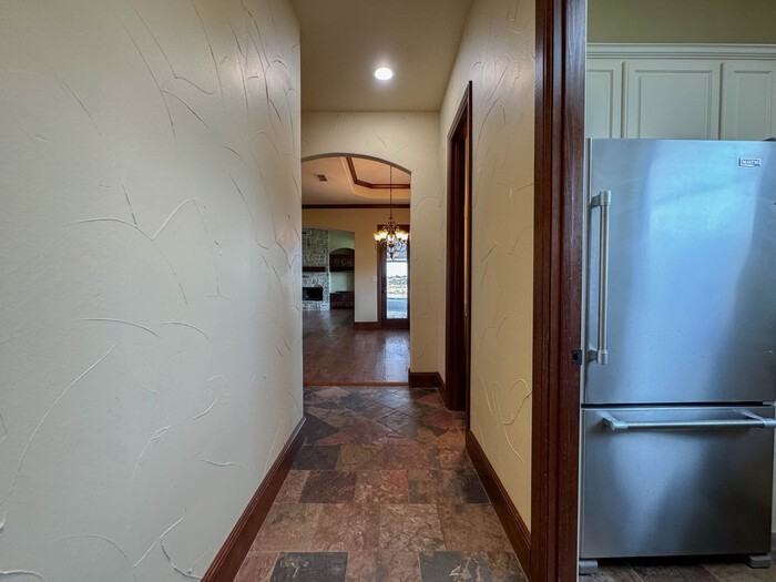 1559 E Blackjack Rd - Photo 3 of 50