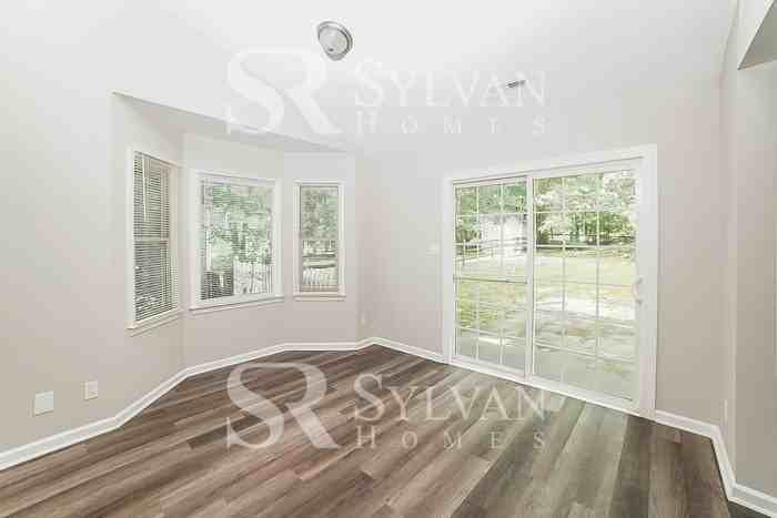 1628 Springfield Way Dr - Photo 5 of 15