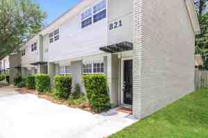 featured image of 821 Von Kolnitz Road