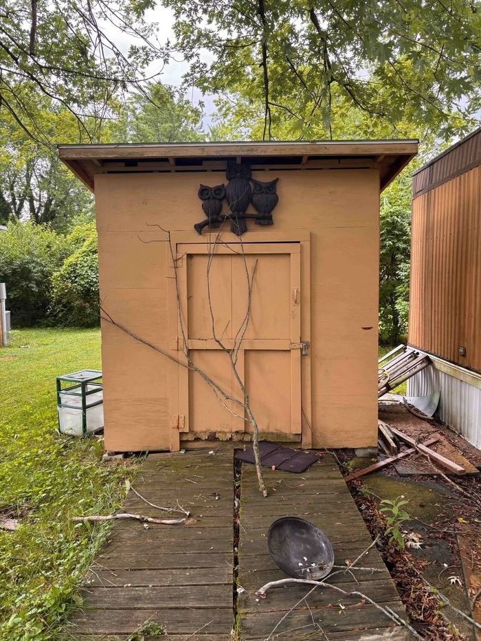 173 East Wilson Drive - Photo 2 of 7