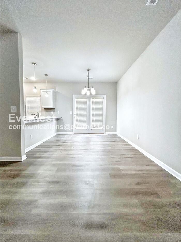 8037 Alderton Ln - Photo 3 of 18