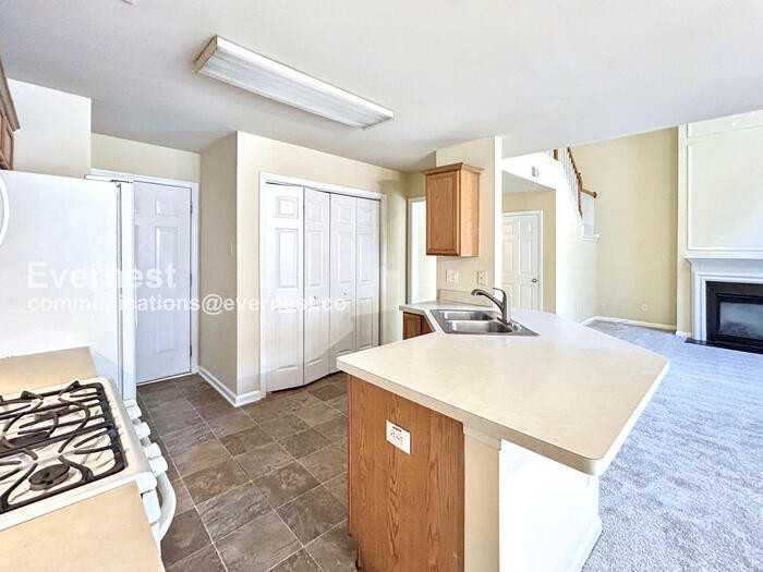 5106 Centennial Creek Vw Nw - Photo 4 of 24