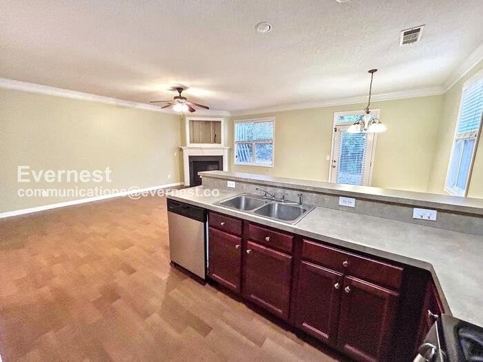 7073 Blairs View Dr - Photo 4 of 22