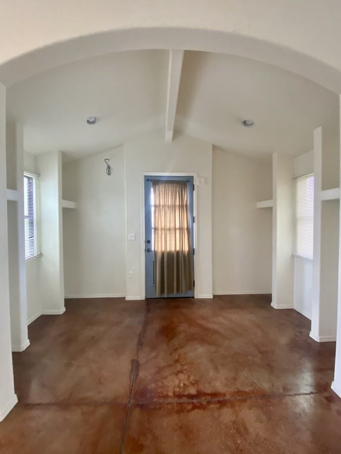 837 East Adams Street #1 - Photo 4 of 25