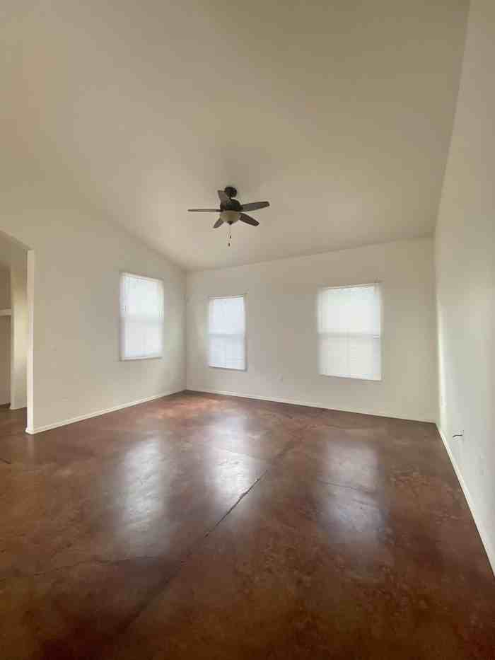 837 East Adams Street #1 - Photo 7 of 25