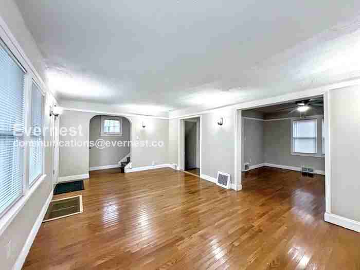 2032 Kendall St - Photo 6 of 23