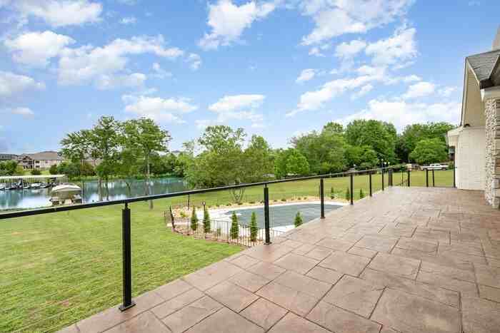 95 Short Drive - Photo 2 of 38