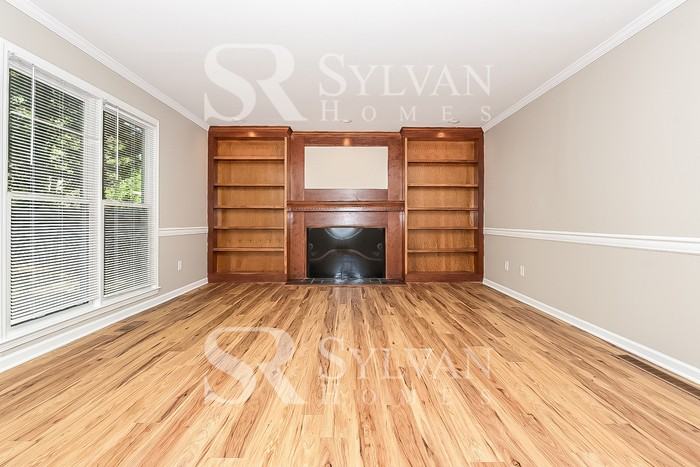 165 Lakemont Dr - Photo 2 of 15