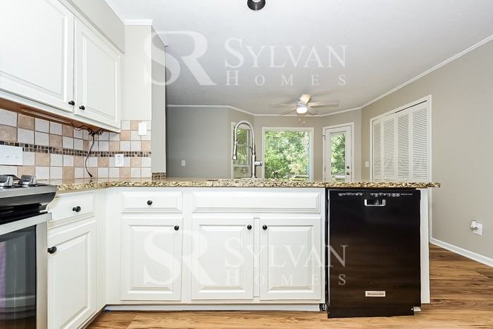 165 Lakemont Dr - Photo 5 of 15