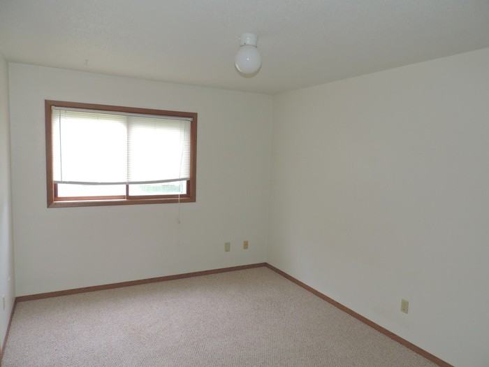 728 Westwinds Dr #03 - Photo 5 of 12