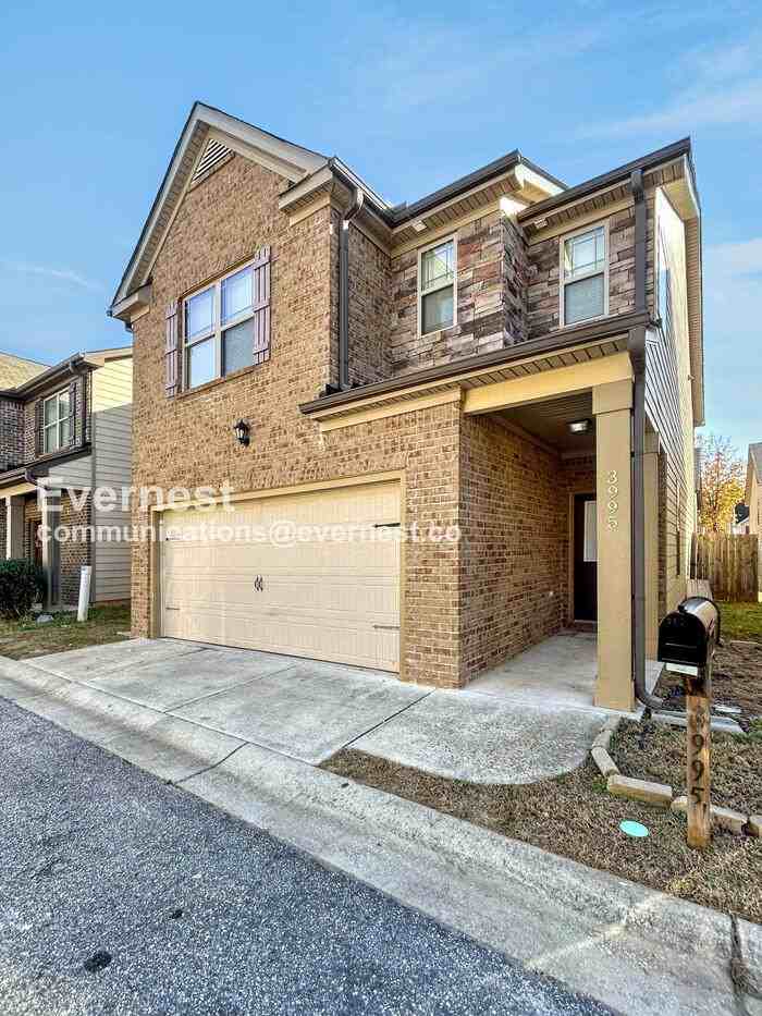 3995 Tyne Court - Photo 3 of 26