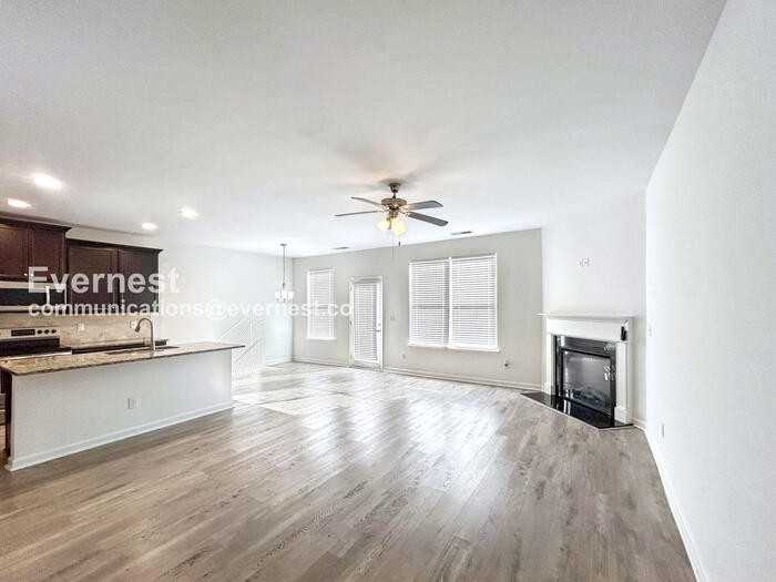 3995 Tyne Court - Photo 6 of 26