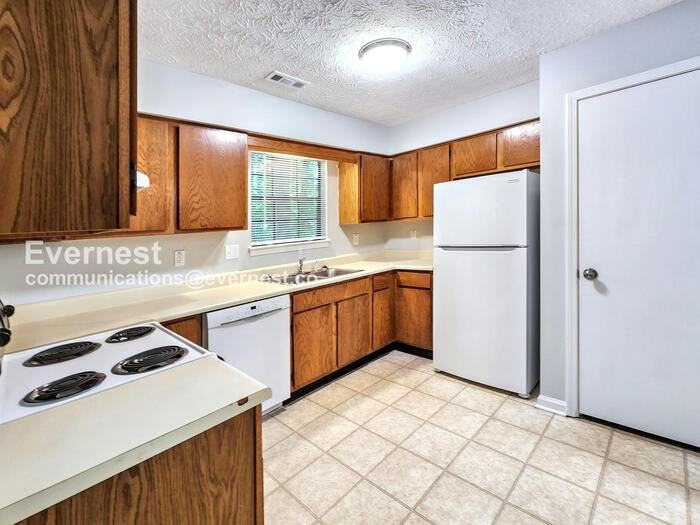 944 Shiloh Ridge Run Nw - Photo 7 of 31